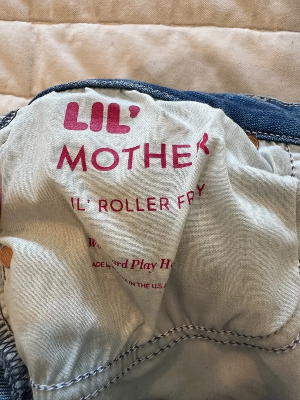 MOTHER Lil Roller Fray Jeans Work Hard Play Hard - Picture 3 of 5